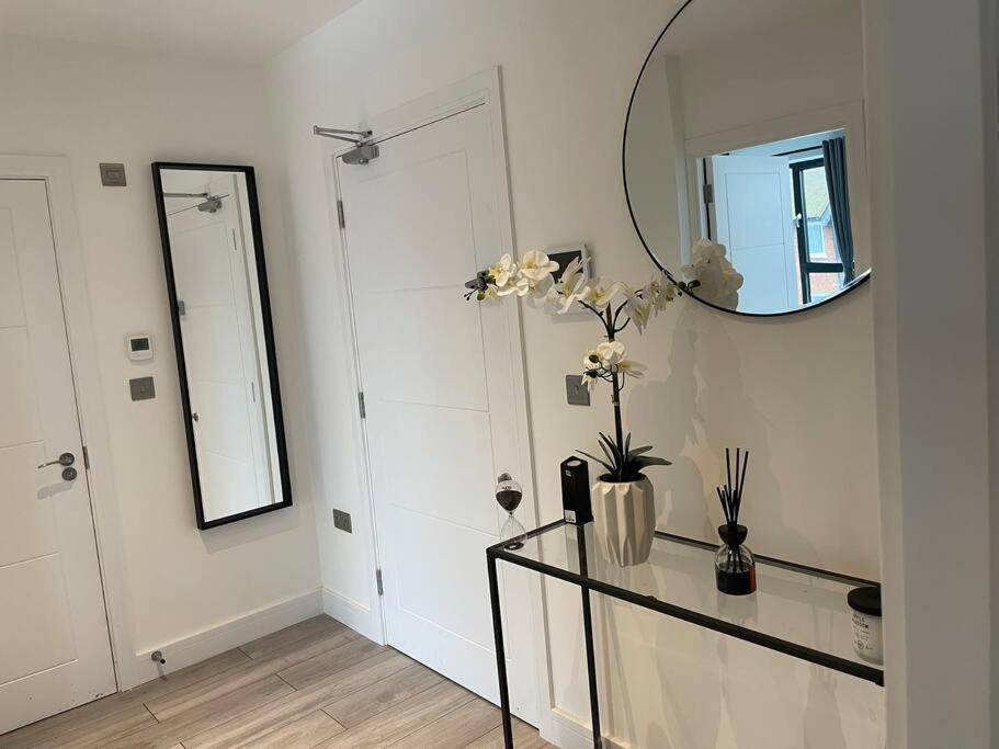 Stylish And Cosy 2 Bedroom Flat In Croydon Luaran gambar