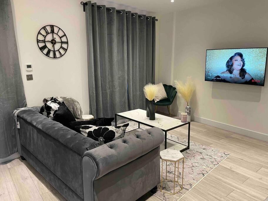Stylish And Cosy 2 Bedroom Flat In Croydon Luaran gambar