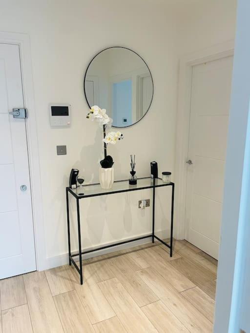 Stylish And Cosy 2 Bedroom Flat In Croydon Luaran gambar