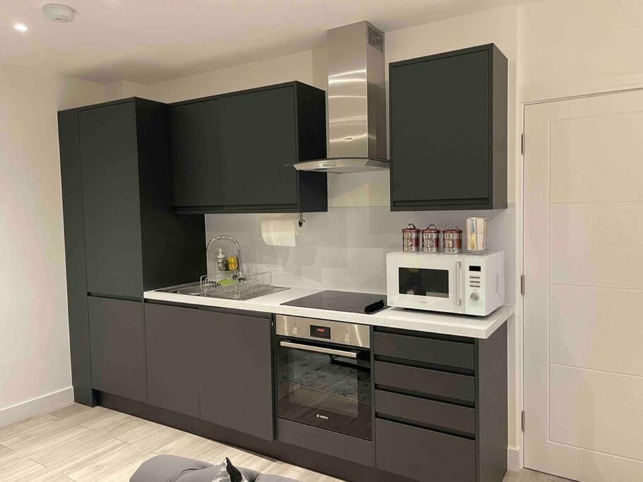 Stylish And Cosy 2 Bedroom Flat In Croydon Luaran gambar